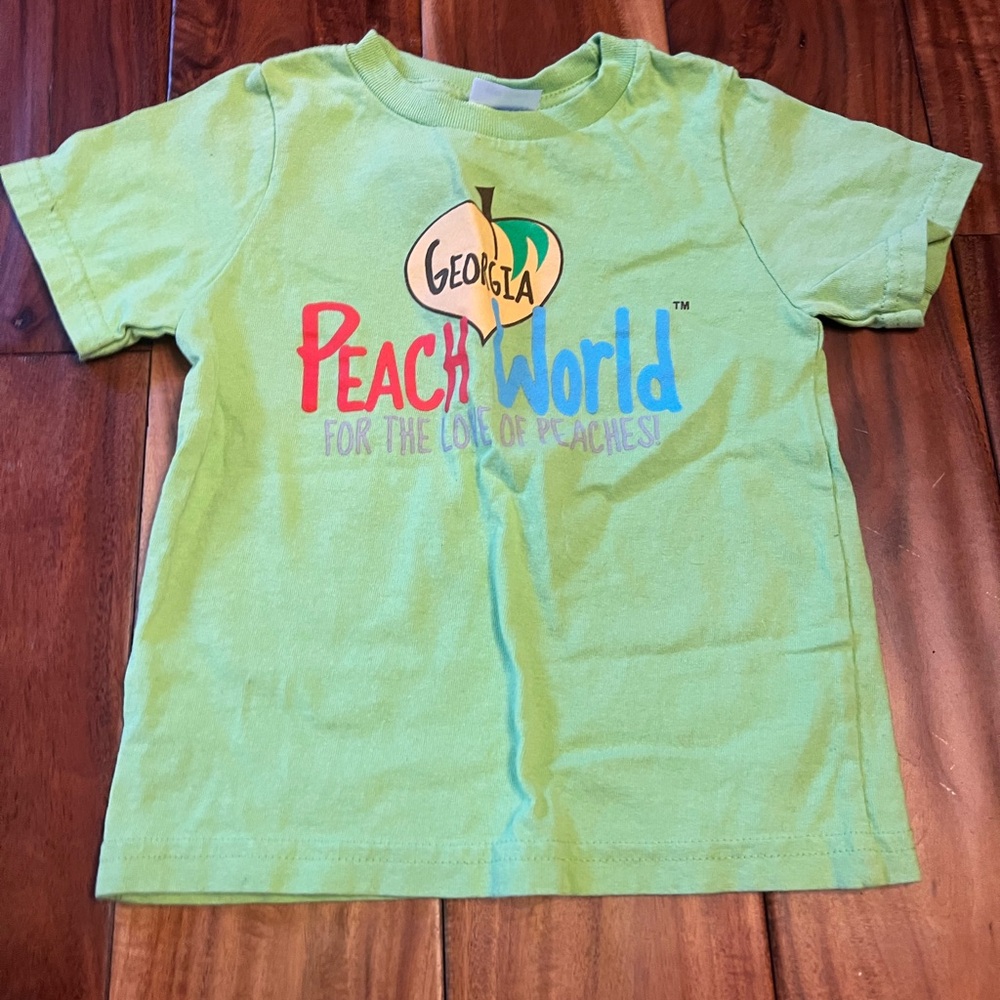 Toddler Georgia peach world t-shirt. Size 2t
